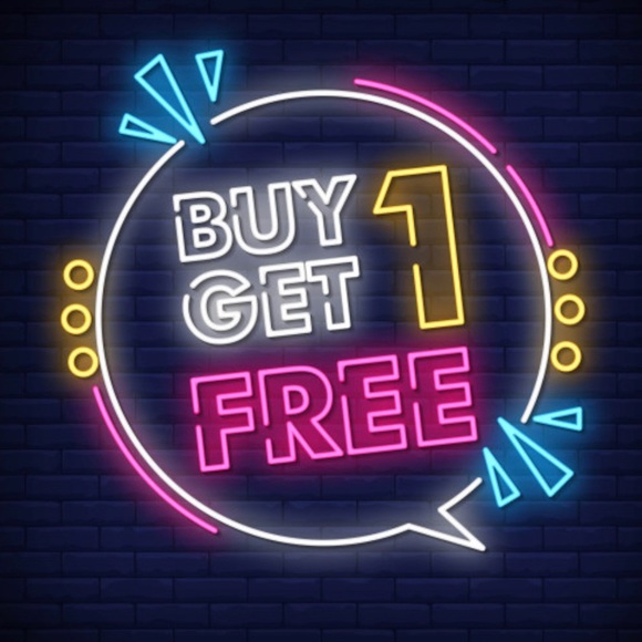 Old Navy track Jacket - Picture 2 of 4